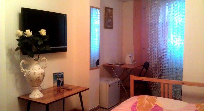 Гостиница Valentina Guest House Щербинка